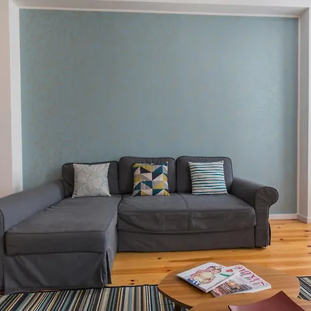 100 A - Central Lisbon Flat By Pink St. リスボン