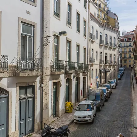 Apartment Flat By Pink St Lisbon