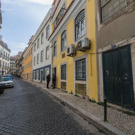 Apartment Flat By Pink St Lisbon