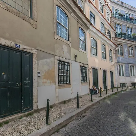 Flat By Pink St * Lisbon