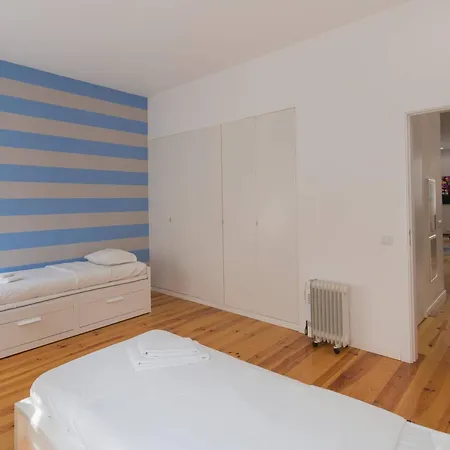 Apartament Flat By Pink St Lizbona