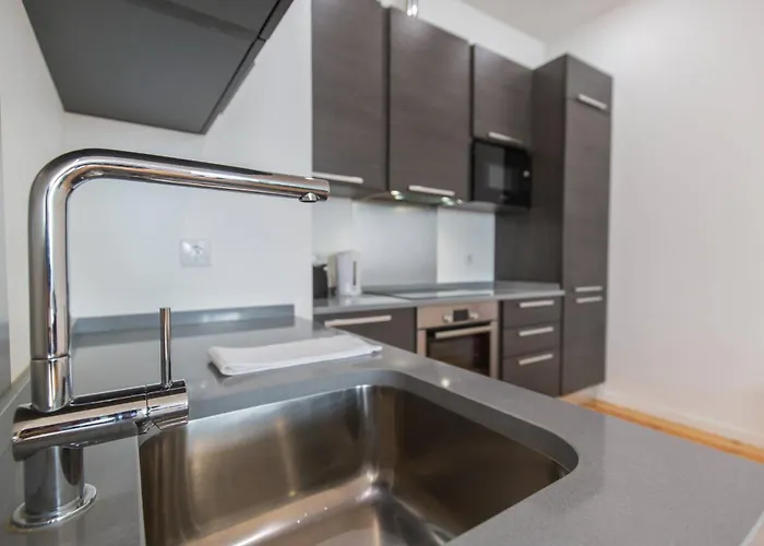 Flat By Pink St Apartment