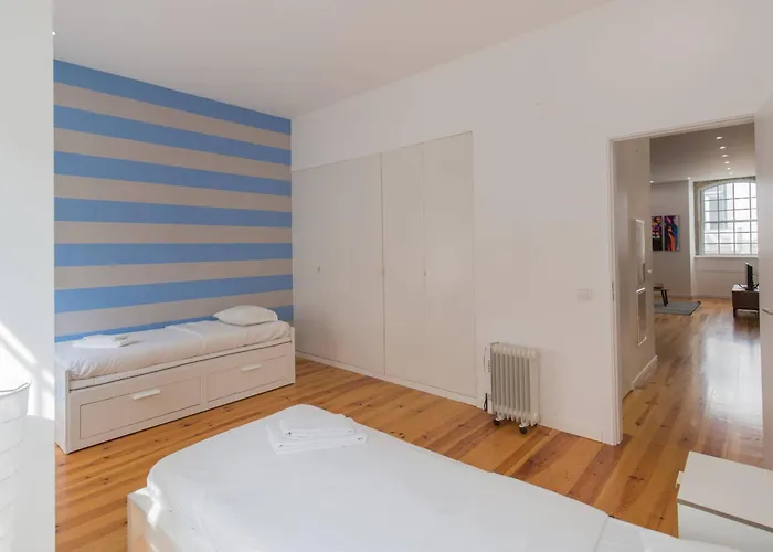 Apartment Flat By Pink St Lisbon