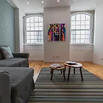 Flat By Pink St Lissabon