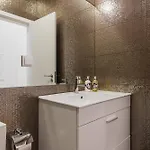 Flat By Pink St Lissabon