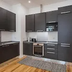 Flat By Pink St Appartement