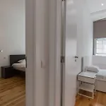 Flat By Pink St Appartement *