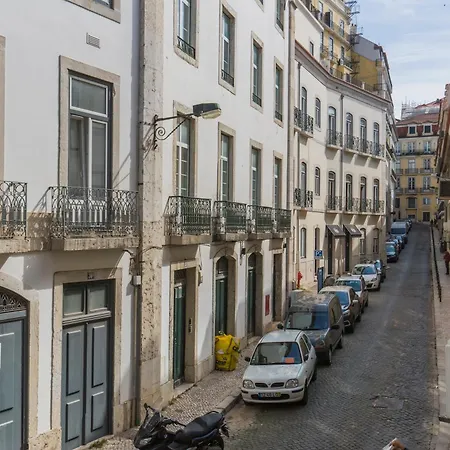 100 A - Central Lisbon Flat By Pink St. * Lisboa
